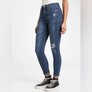 High-Rise Dark Blue Skinny Jeans with Distressed Knee
